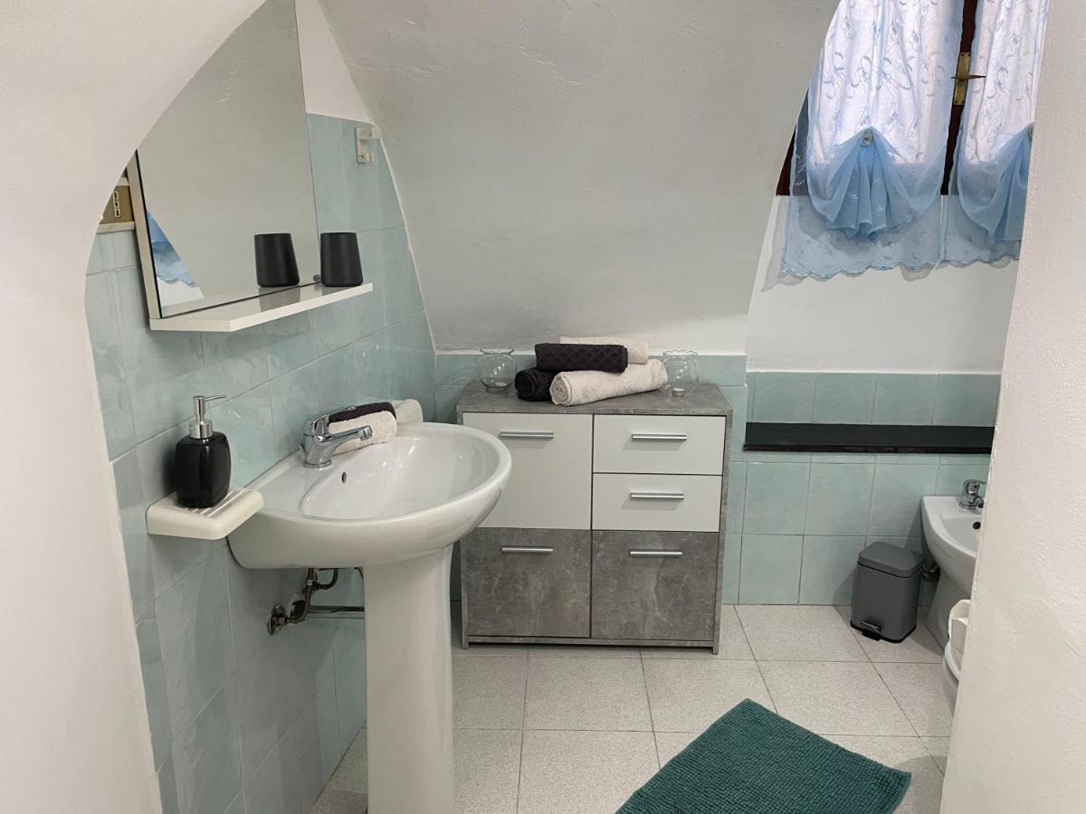 Casa Di Nonno Meme Citra 008035-Lt-0018 Apartment Andagna Екстериор снимка